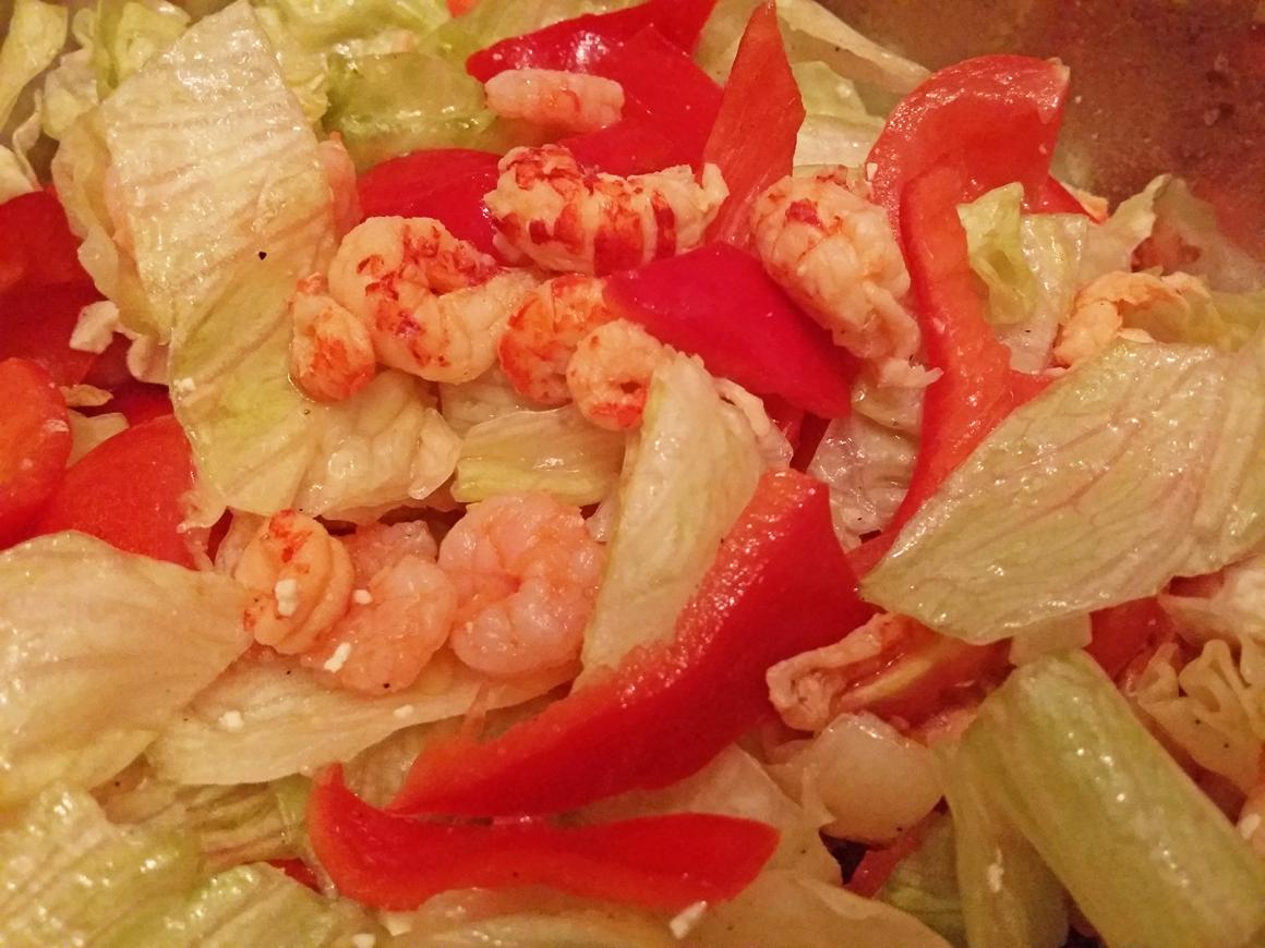 Paprika-Flusskrebs-Salat
