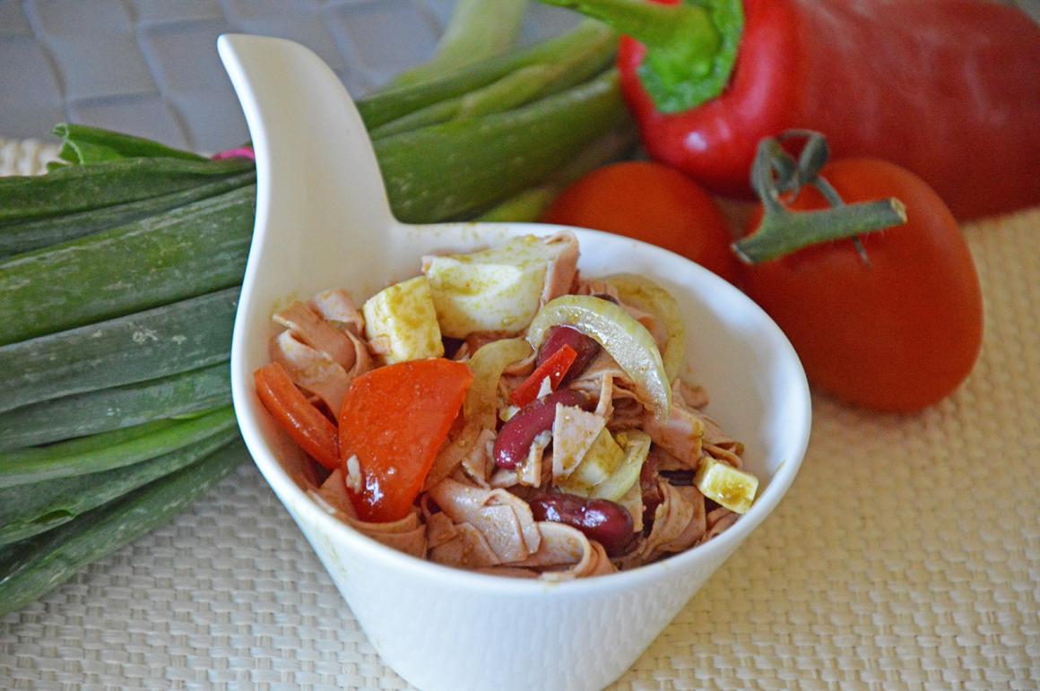 Schweizer Sommerwurstsalat