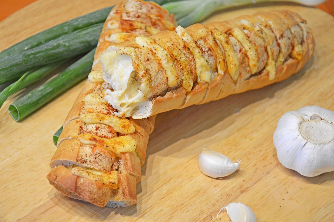 Zupfbaguette mit Käse