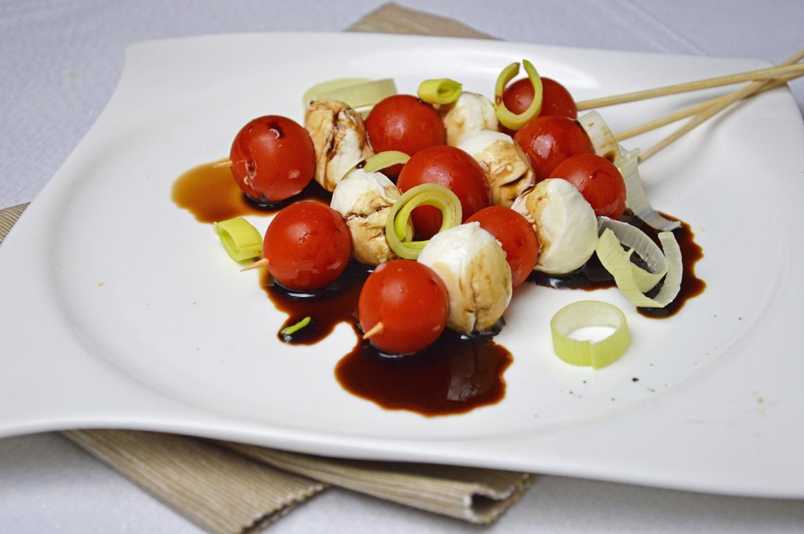 Tomaten-Mozzarella-Spiesschen