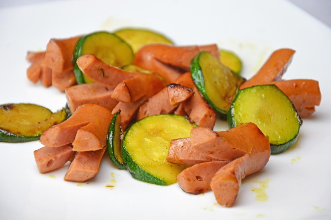 Zucchetti mit Wienerli