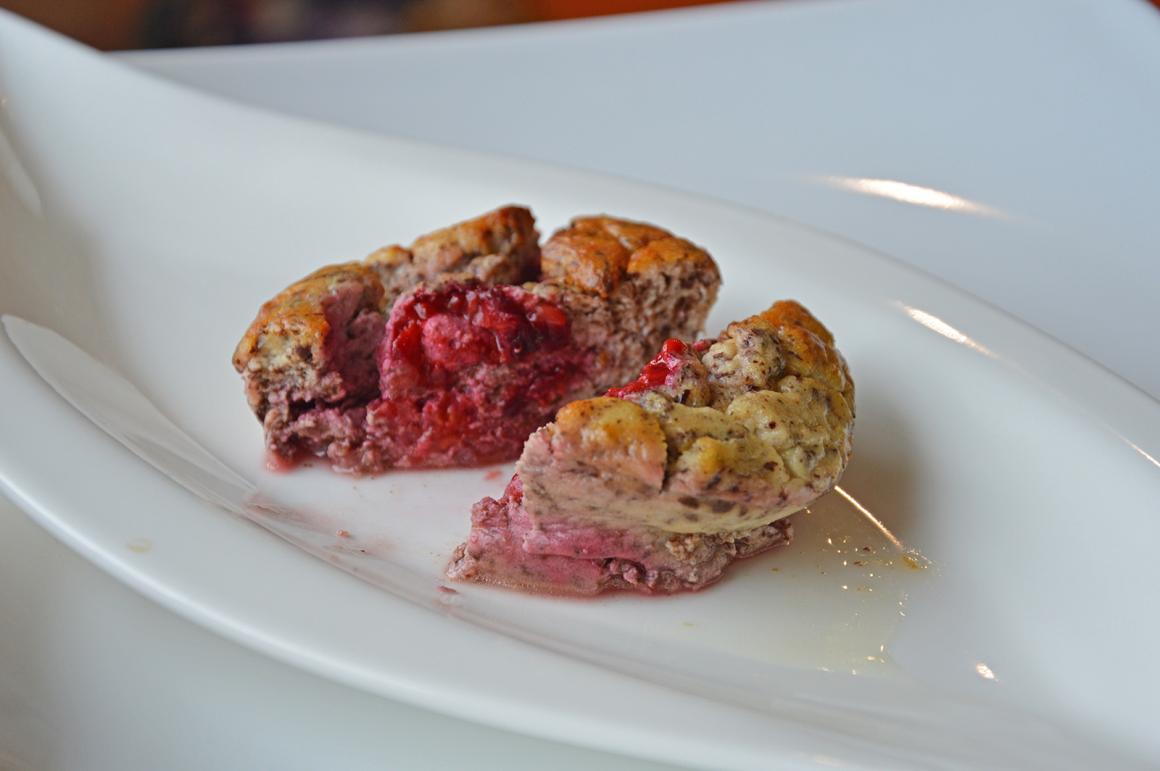 Käsekuchen-Muffin mit Himbeeren