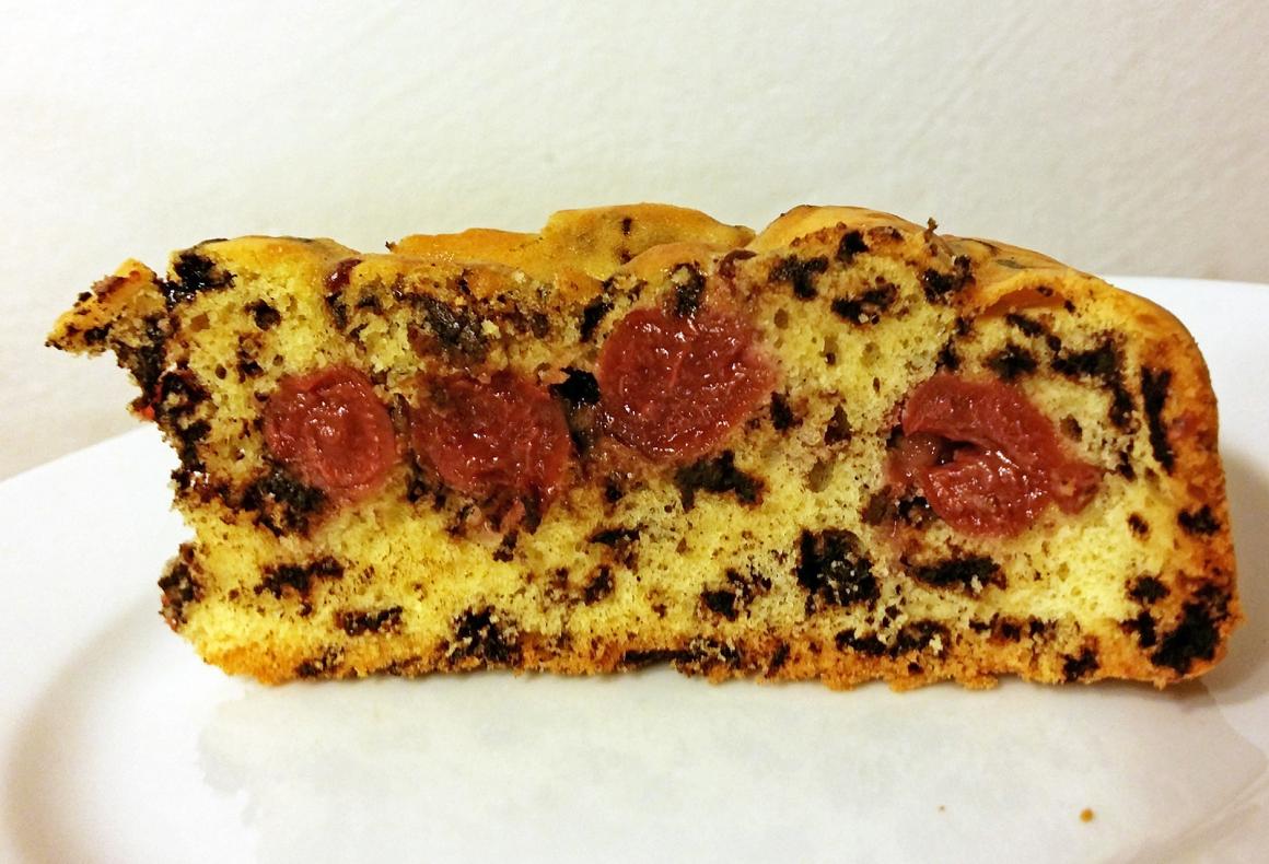 Ameisenkuchen mit Kirschen