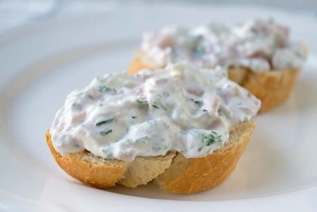 Schnelle Crème fraîche-Sauce