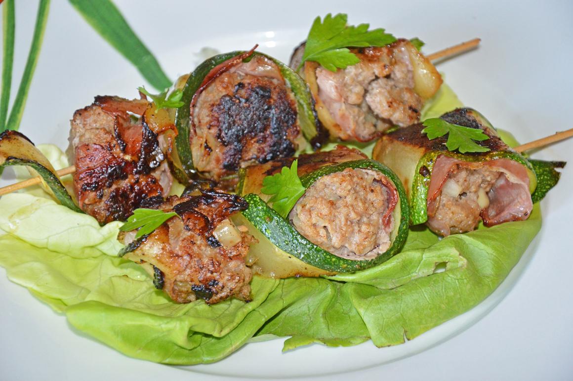 Hackbällchen-Zucchetti-Spiessli