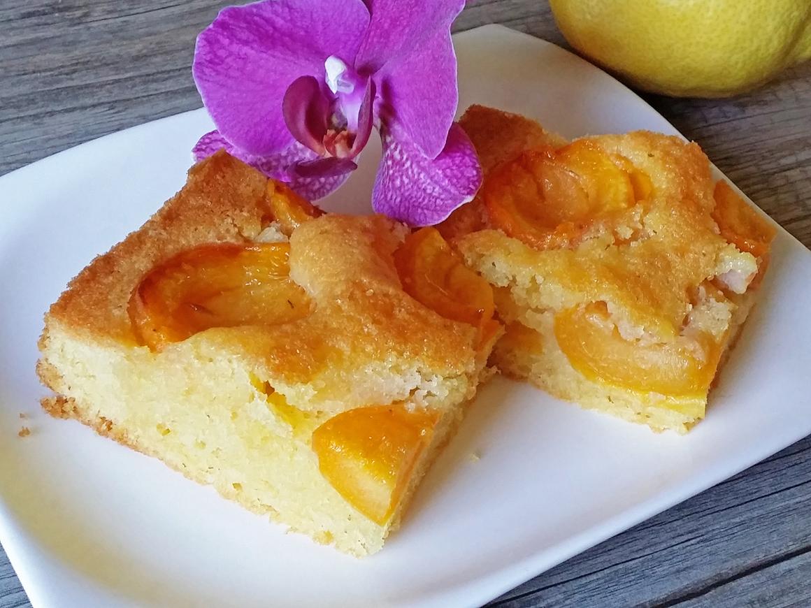 Aprikosencake