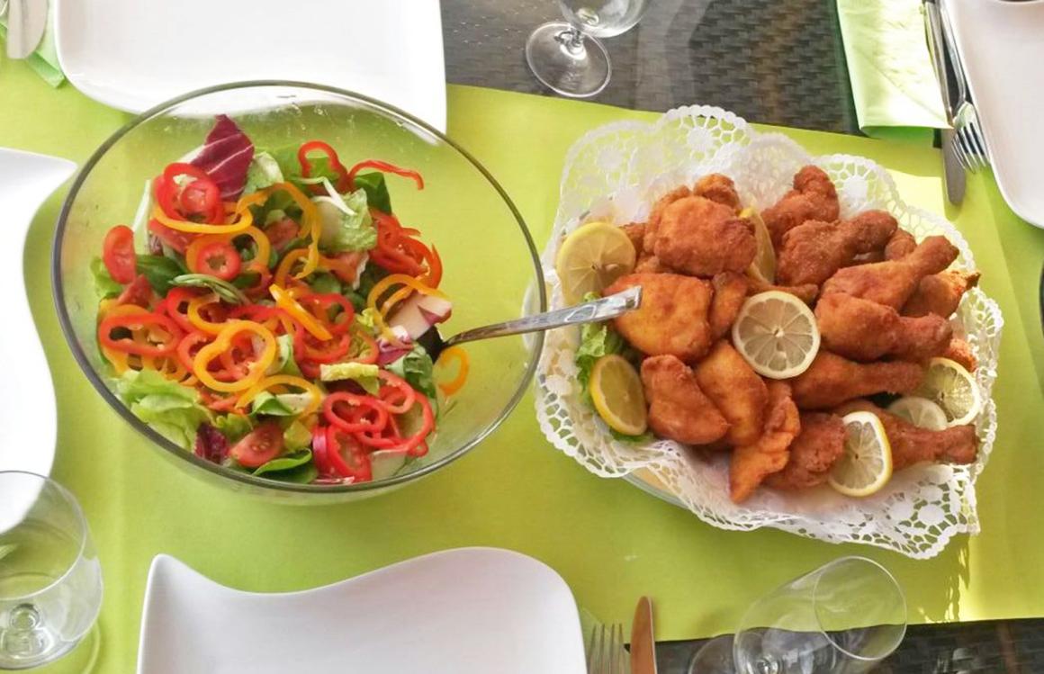 Frittierte Poulet-Schenkel