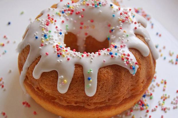 Bunter Kuchen für Kinder