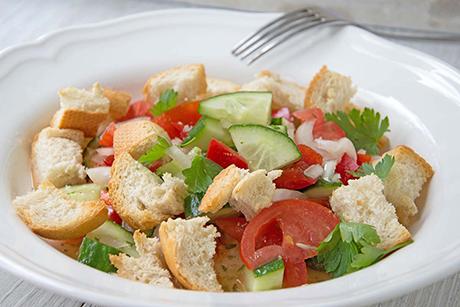 Tomaten-Brotsalat