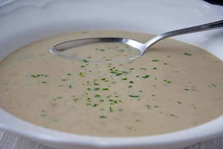 Erdäpfel-Schwammerlsuppe