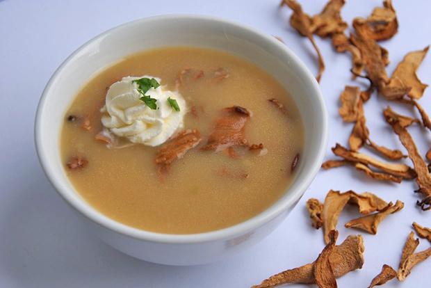 Steinpilzsuppe