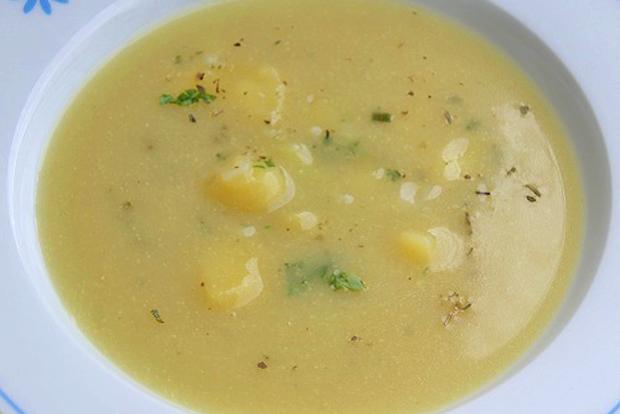 Kräuter-Kartoffelsuppe