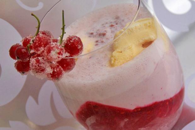 Johannisbeershake mit Vanilleeis