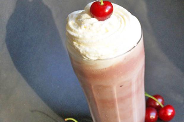 Schokoladiger Kirsch-Shake