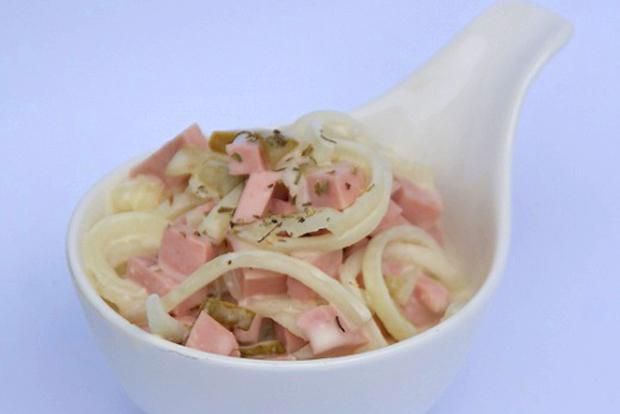 Zwiebelsalat