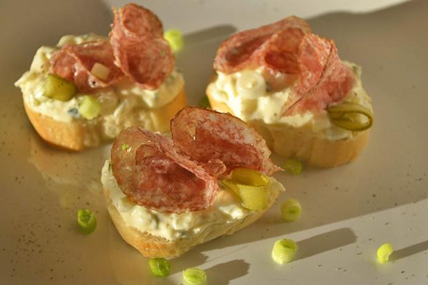 Feine Salami Weggli