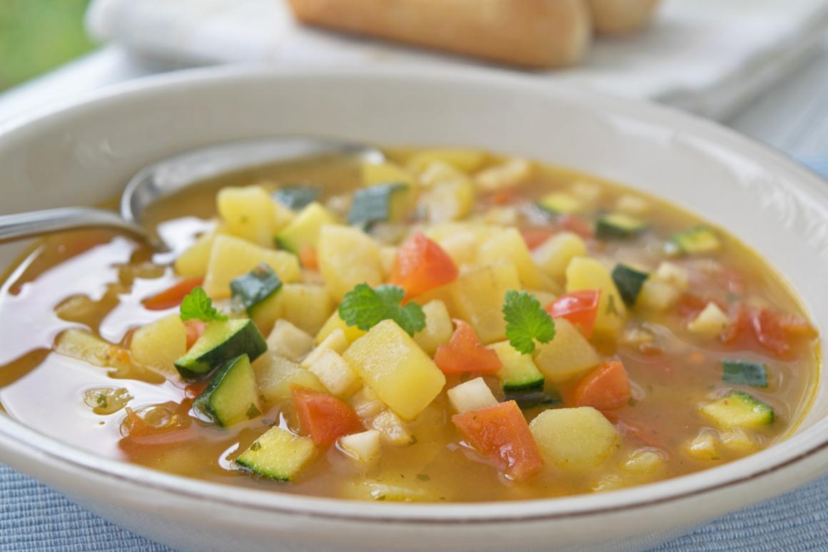 Kartoffelsuppe nach italienischer Art