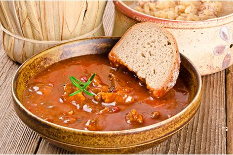 Gulasch-Suppe