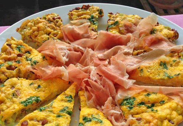 Frittata mit Eierschwämmli und Prosciutto