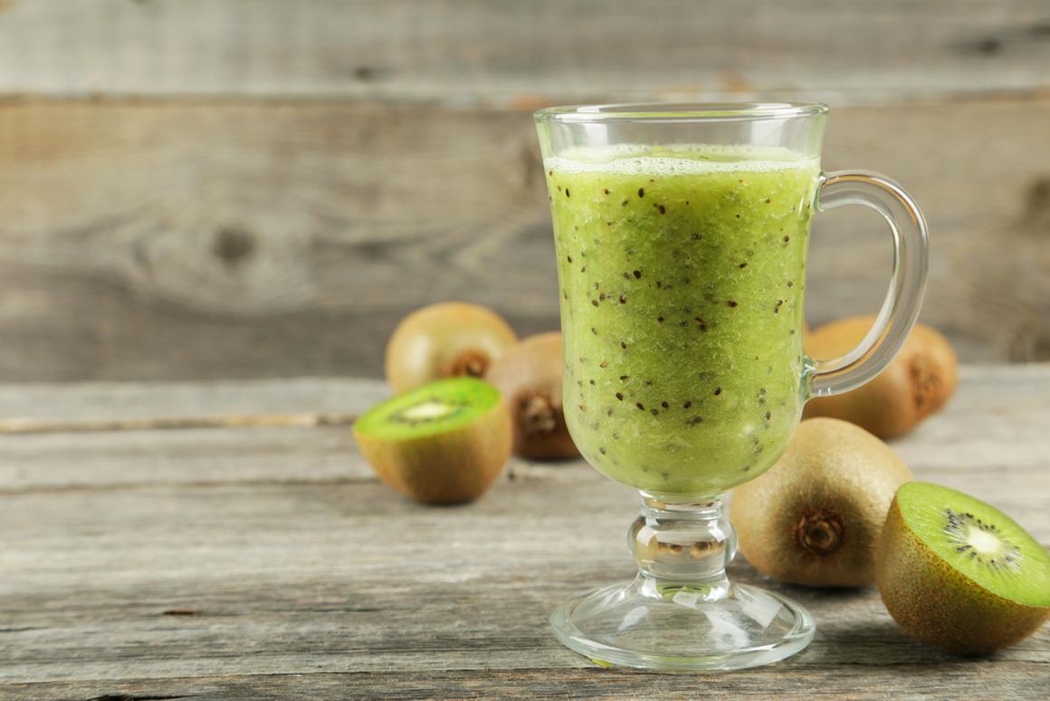 Kiwi-Ananas Smoothie