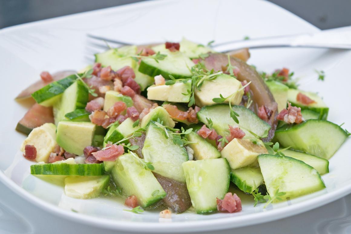 Avocadosalat mit Speck