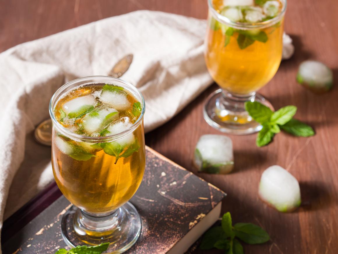 Hausgemachter Erfrischungs-Ice Tea