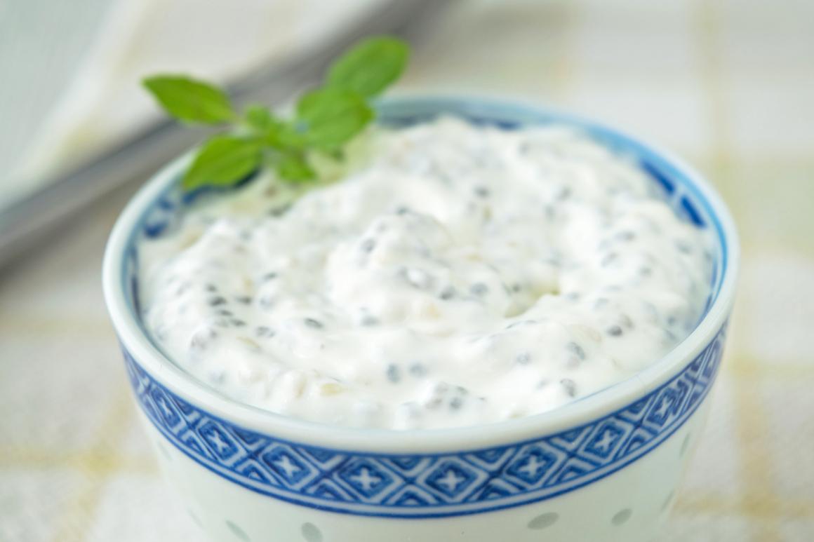 Chia Joghurtdip mit Sesam