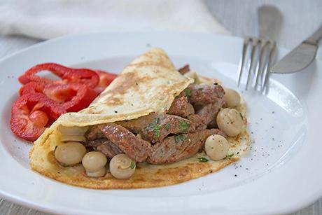 Crepes mit Fleischfülle