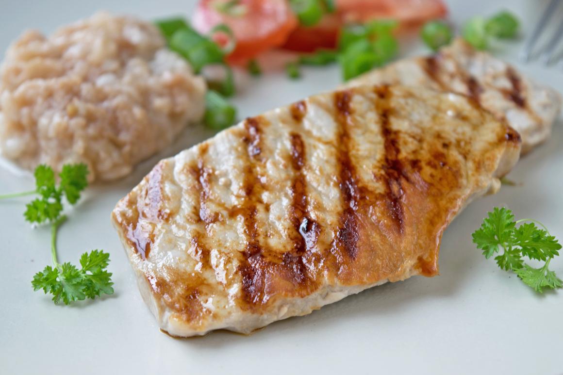 Koteletts mit Apfel-Dip