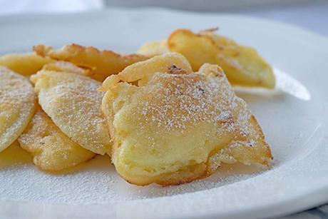 Apfelringe gebacken