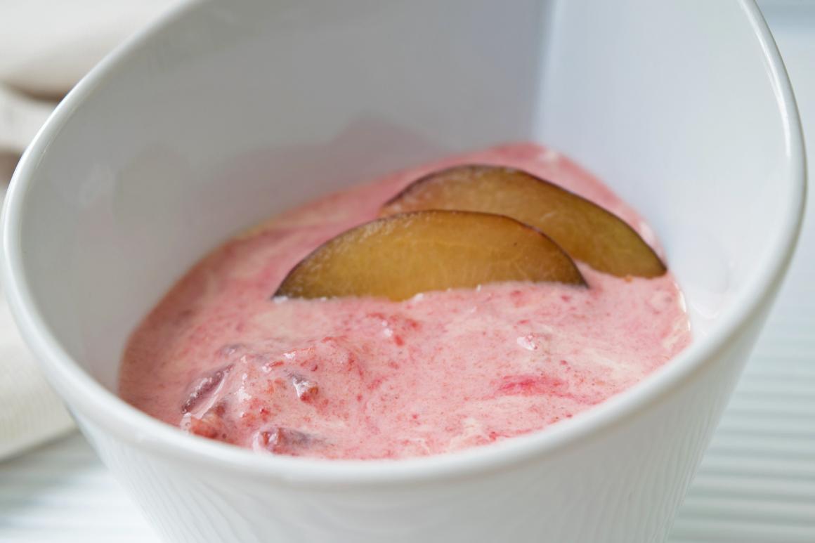 Vanillequark an Zwetschgenkompott
