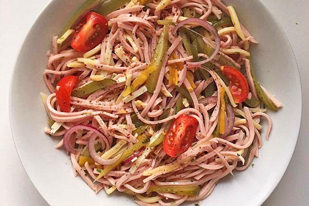 Frühlings-Wurstsalat