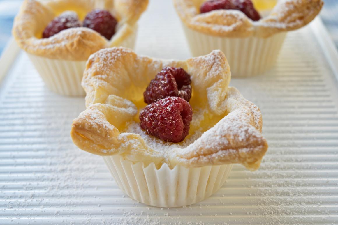 Blätterteigmuffins mit Puddingcreme