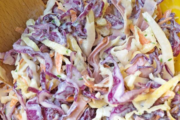 Bunter Kabis-Wurst-Salat