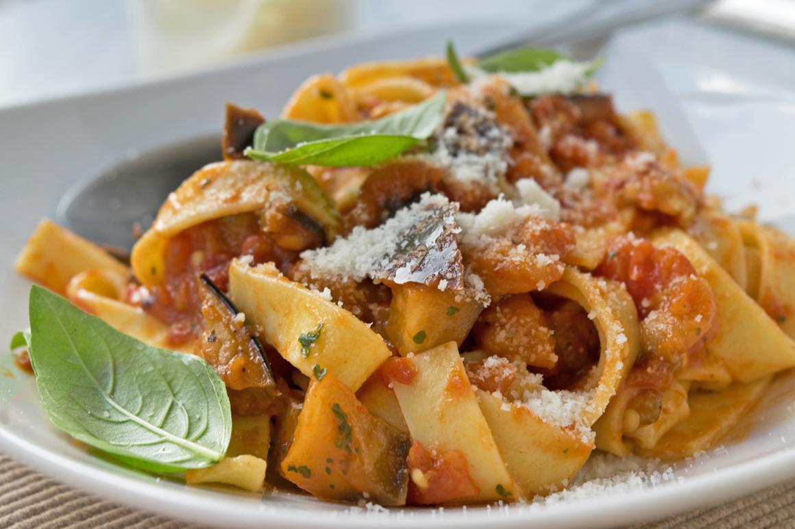 Linguine an Ingwer-Auberginen Sauce