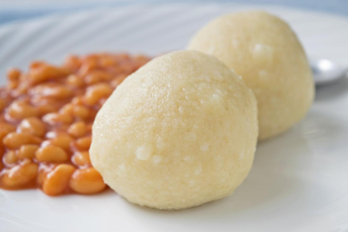 Kartoffelknödel mit Eischnee