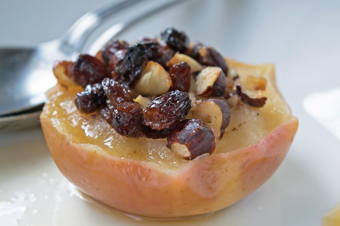 Haselnuss-Zimt-Bratapfel
