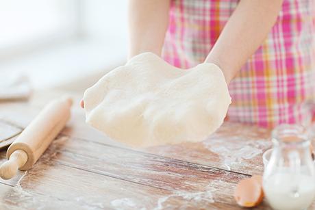 Selbstgezogener Strudelteig