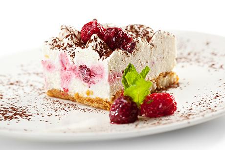 Fruchtiges Himbeertiramisu
