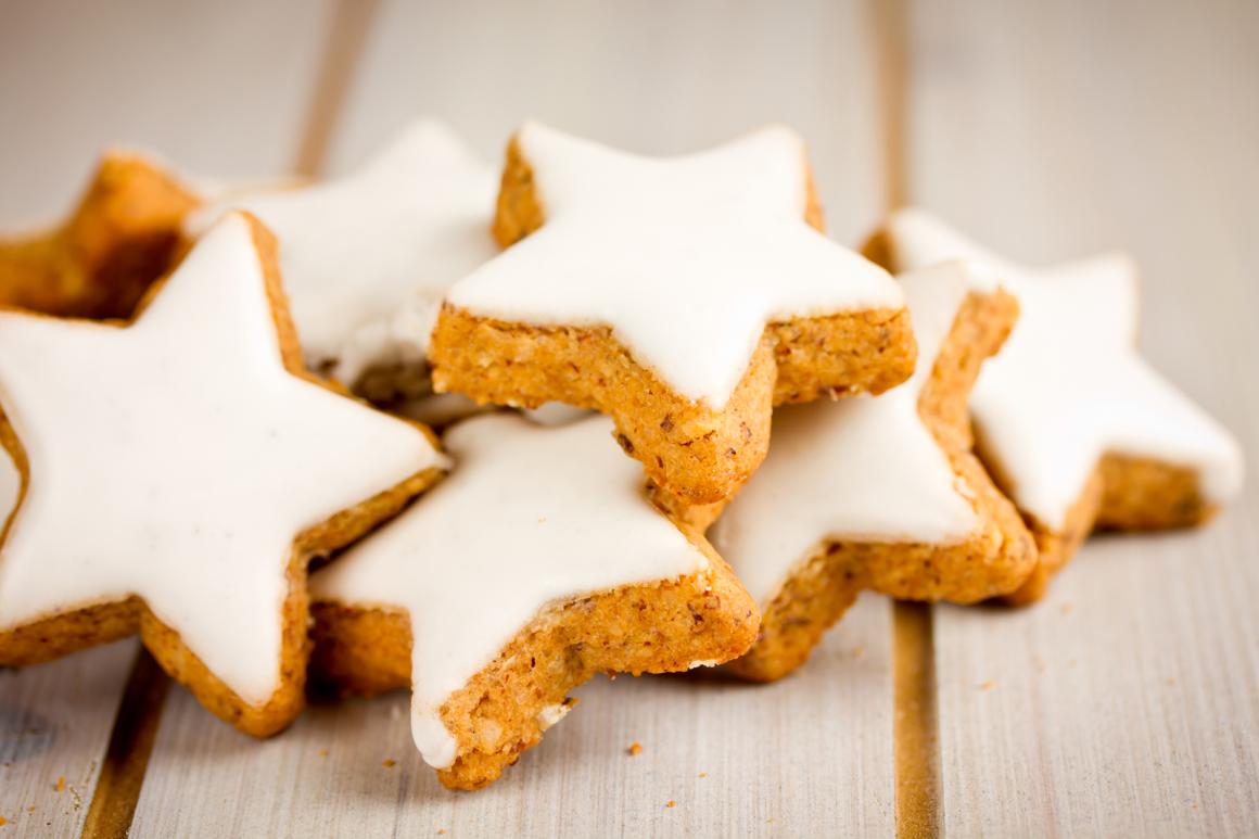 Weihnachtssterne mit Zimt
