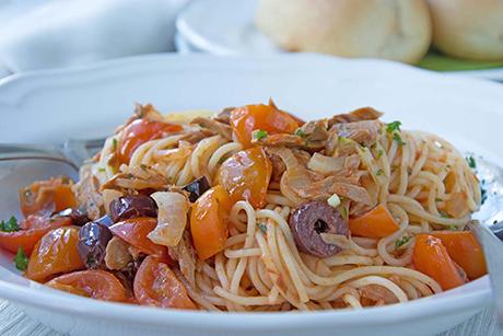Spaghetti mit Thunfisch