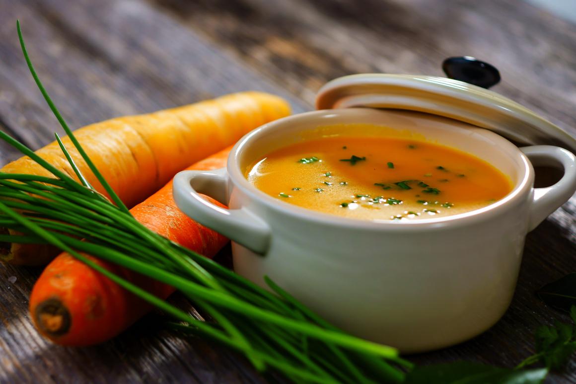 Feine Rüeblicremesuppe