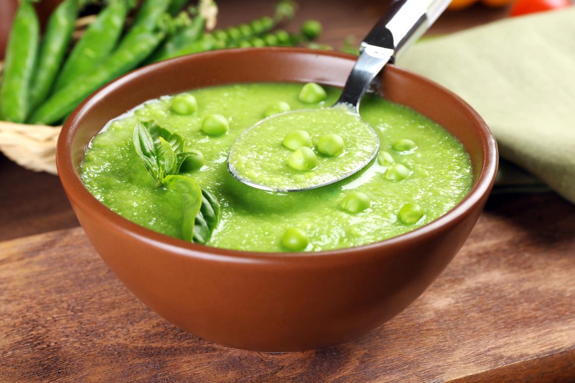 Kalte Erbsensuppe