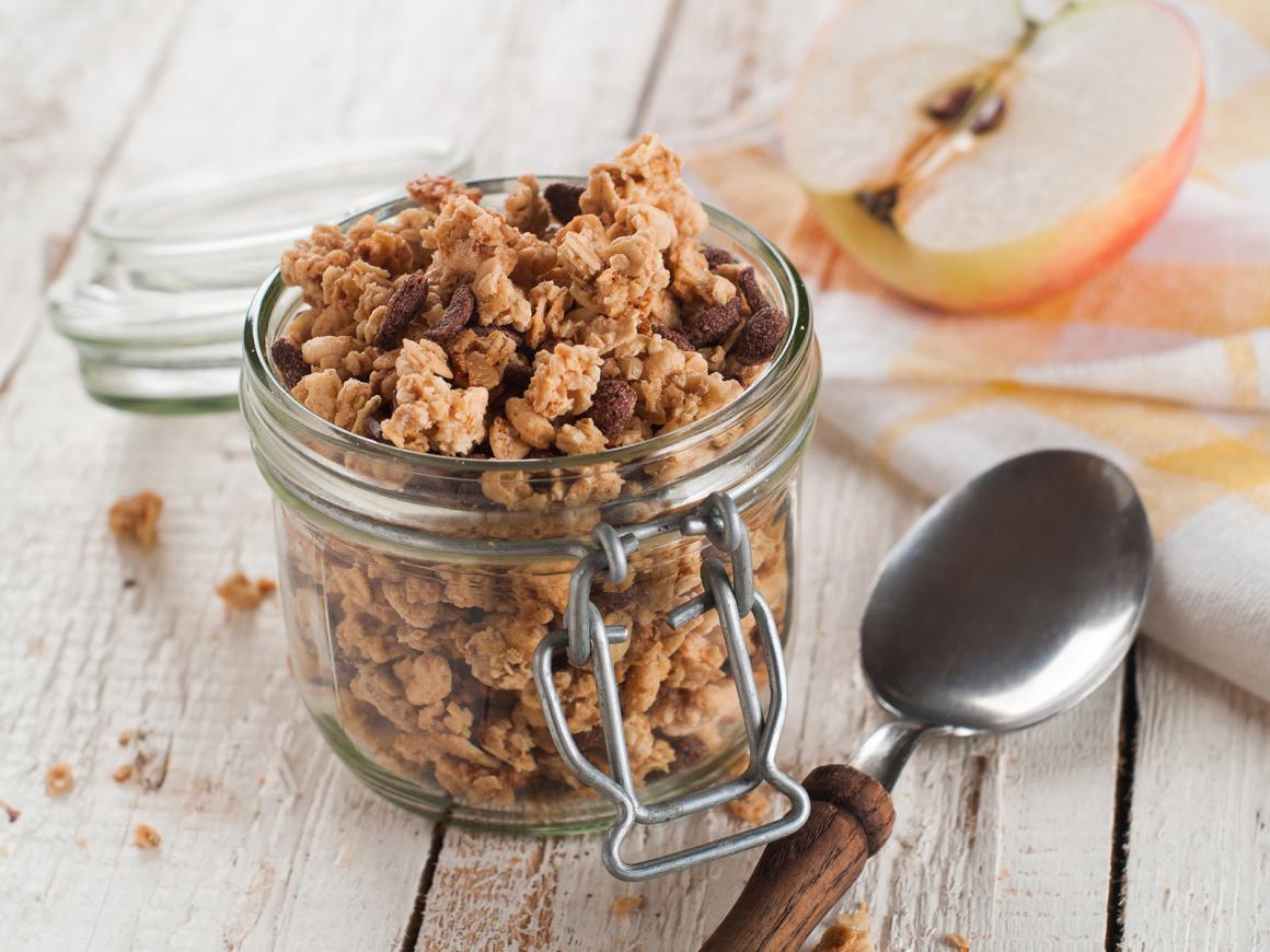 Knuspriges Schokoladen Granola