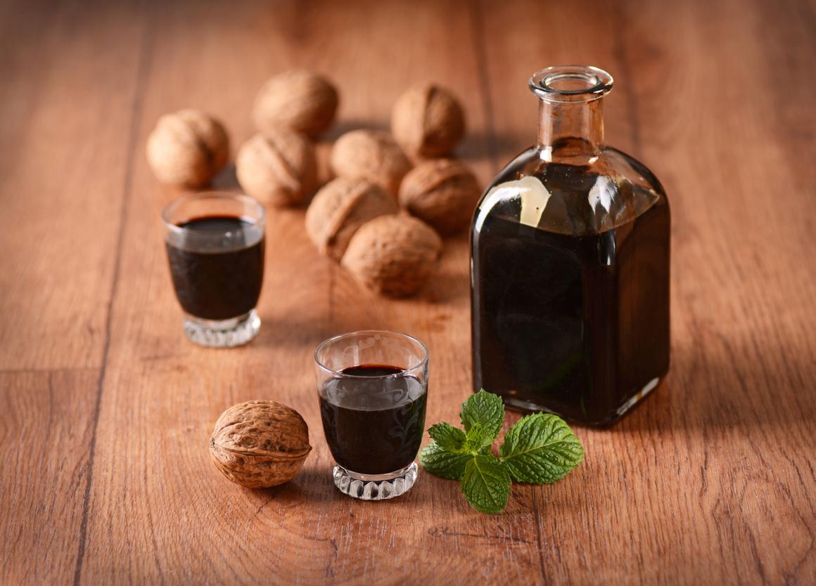 Nocino - italienischer Nusslikör