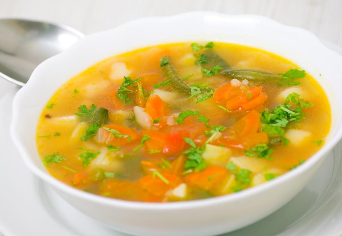Einfache Rüeblisuppe mit Kartoffeln