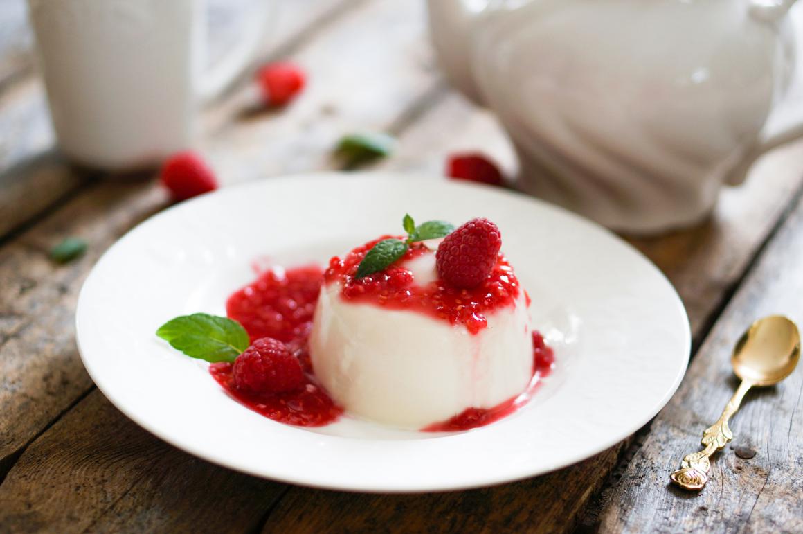 Panna Cotta mit Himbeersauce