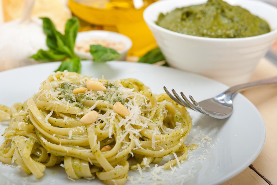 Spaghetti al pesto