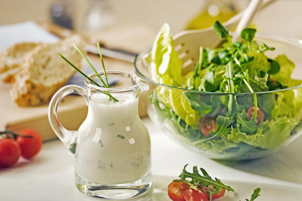 Joghurt-Schnittlauch Dressing light - Rezept