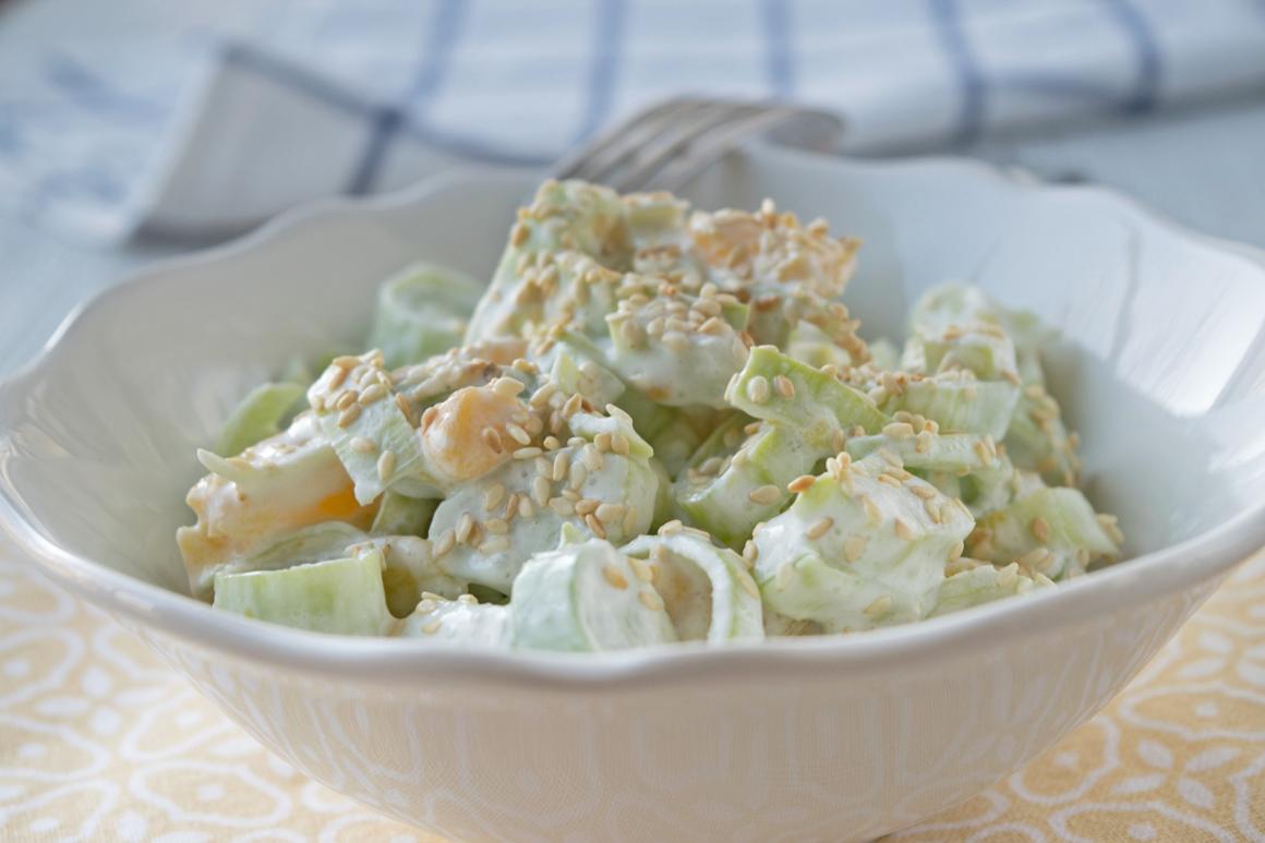 Lauchsalat mit Sesam